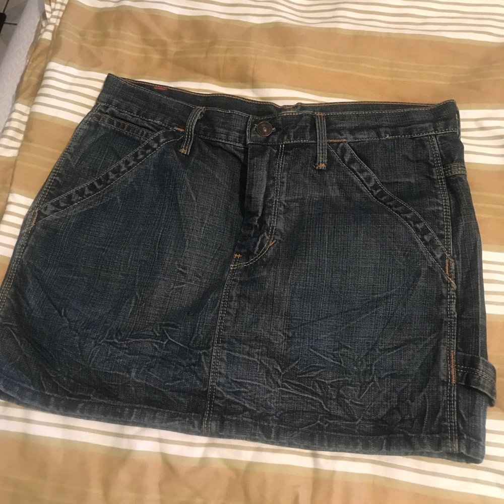 Women’s 7 for all mankind skirt